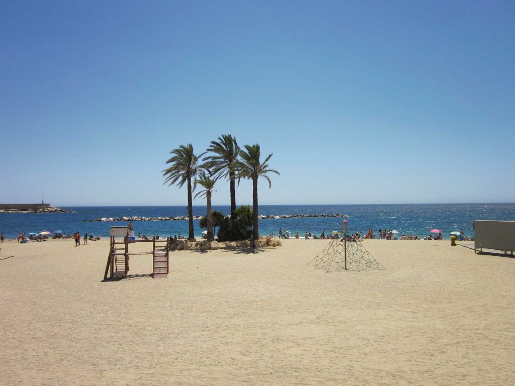 Almería tiene playa